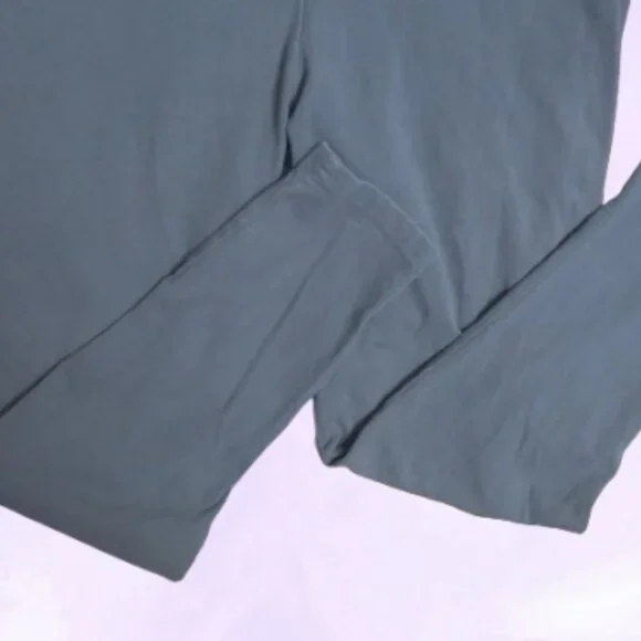 Torrid solid basic simple plain leggings plus size activewear in gray size 2 (2X - Picture 4 of 13